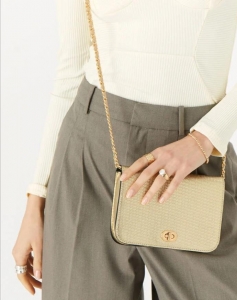  Crossbody Bags 